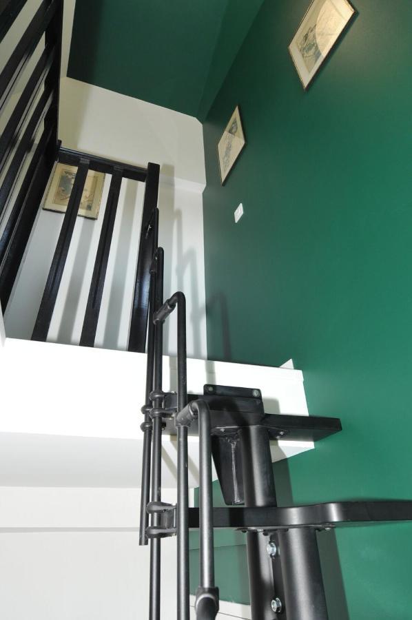 ルーアンLe Cerne, Beau Studio Duplex Pour 2 Personnesアパートメント エクステリア 写真